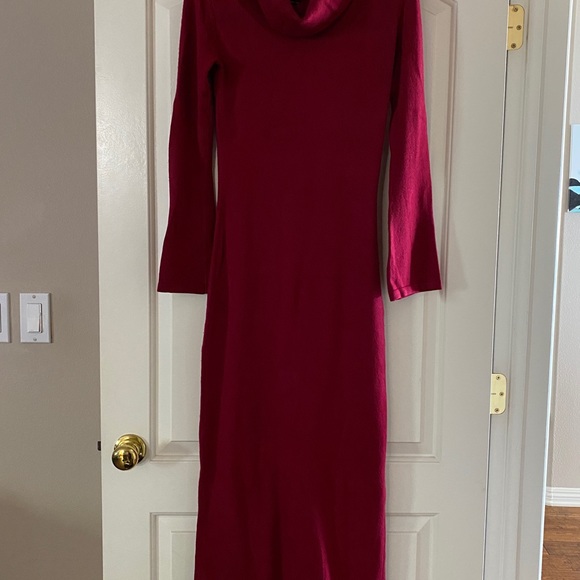 Red cashmere long cowl neck sweater dress - Picture 2 of 2
